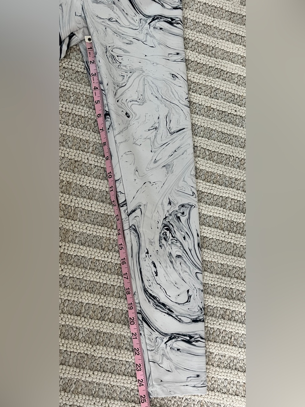 Balance Collection patterned High Rise Leggings medium - Picture 3 of 5